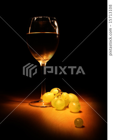 Evening wine still life Evening wine still life 15713108