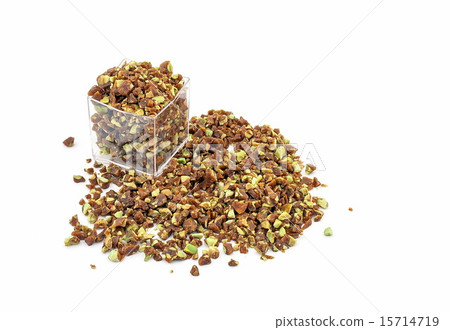 Crumbled crunchy Caramelized Pistachio 15714719