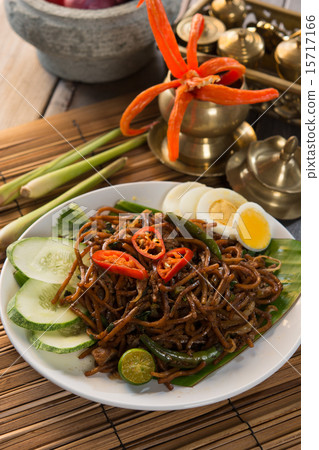 mee goreng mamak 15717166