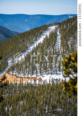 colorado rocky mountains near monarch pass colorado rocky mountains near monarch pass 15720391