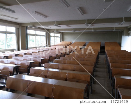 大學 15721429