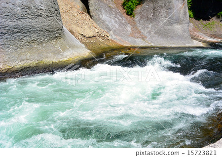 Ayu Fei Waterfall 15723821