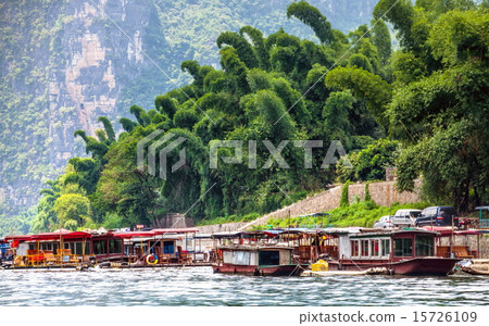 Boating in Guilin river 15726109