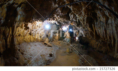 Yoron Island赤崎洞穴 15727326