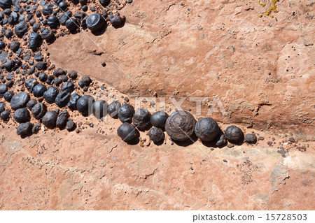 Moqui Marbles 15728503