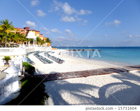 Cancun Beach Mexico Cancun Beach Mexico 15731604