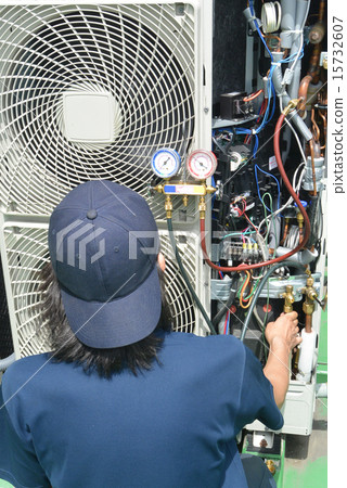 Maintenance of the air conditioner Maintenance of the air conditioner 15732607