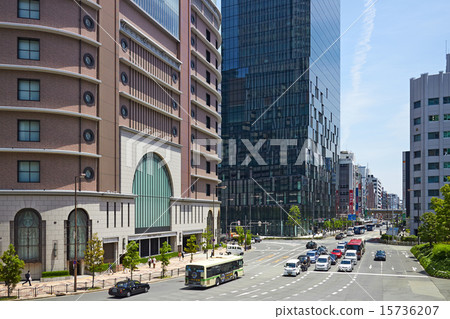 大阪阪急Umida主店從阪神十字路口前的阪神渡口 大阪阪急Umida主店從阪神十字路口前的阪神渡口 15736207