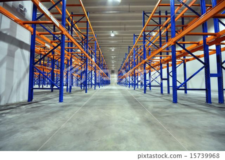 Logistics warehouse · Image of shelf before loading Logistics warehouse · Image of shelf before loading 15739968