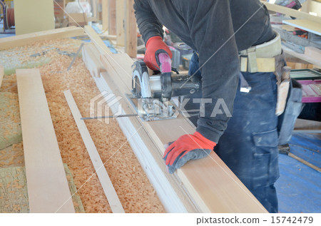 Processing wood 15742479