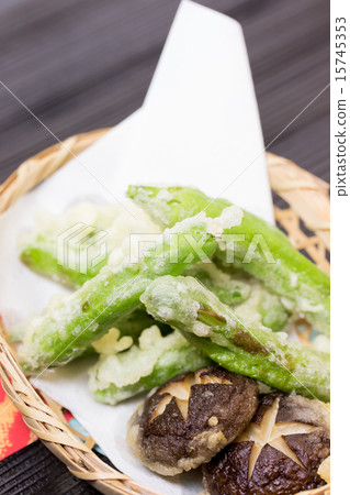 夏日美食和日本形象 - 石獅頭的天婦羅〜 夏日美食和日本形象 - 石獅頭的天婦羅〜 15745353