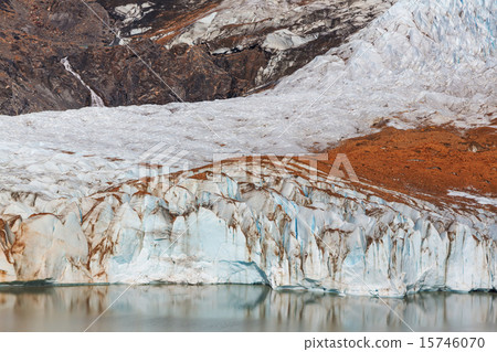Laguna Torre 15746070