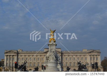 Buckingham Palace 15747440