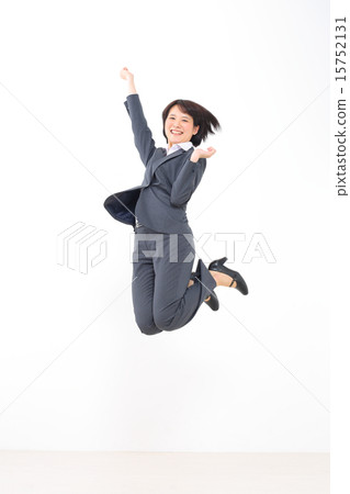 Girls to jump 15752131