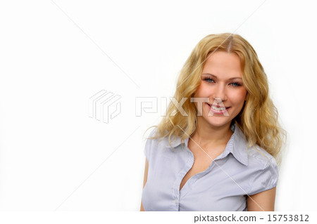 15753812