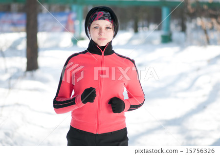 Winter running Winter running 15756326