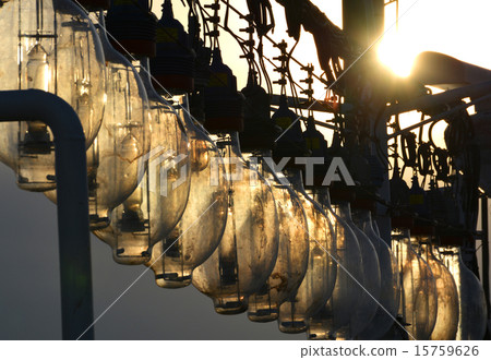 在函館漁港的烏賊漁船 15759626