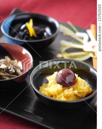 什錦小碗拼盤（垂直位置） 15762020