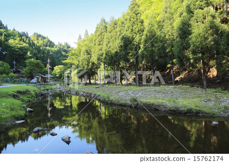Hirokawara 15762174