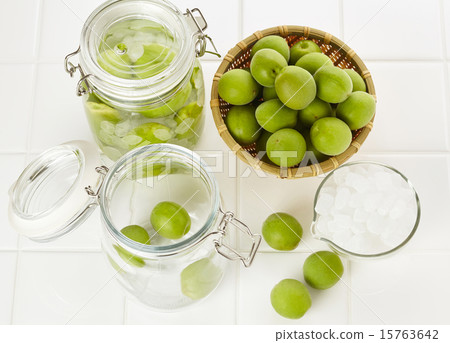 Making plum wine 15763642