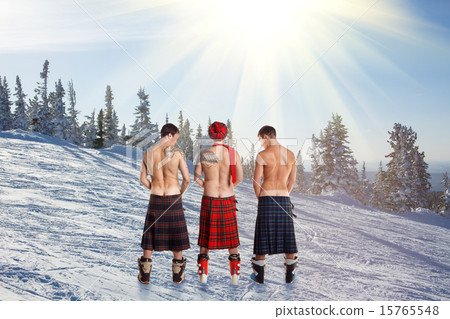 Three men peeing 15765548