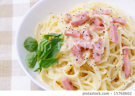 Carbonara  15768602
