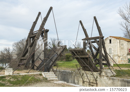 Arles' bridge Arles' bridge 15770023