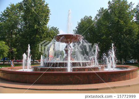 City fountain. City fountain. 15772999