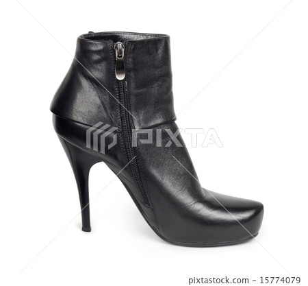 black shoes 15774079