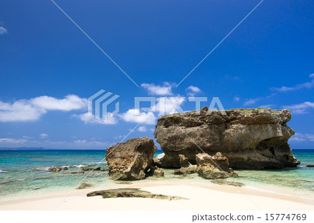 Beach in Okinawa · Comma Island Beach in Okinawa · Comma Island 15774769