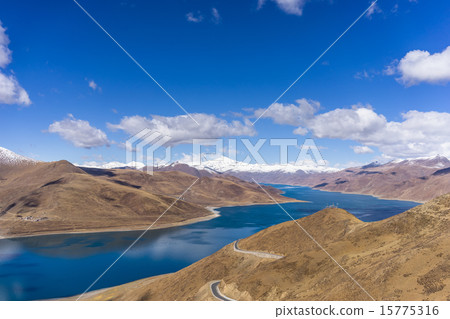 西藏湖Yamdok（Yamdrok湖） 15775316