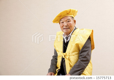 一個100歲的開朗爺爺 15775713