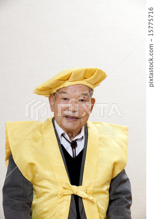 一個100歲的開朗爺爺 15775716