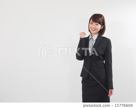 A woman who poses a gut 15776608