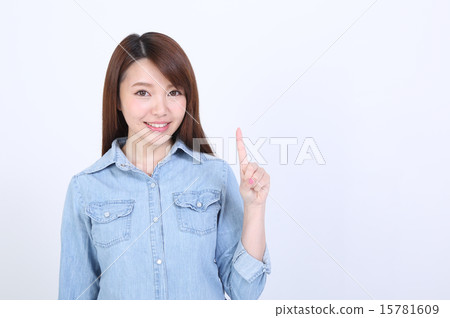 young woman      15781609