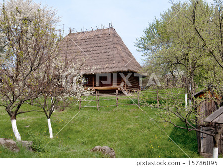 old wooden house old wooden house 15786095