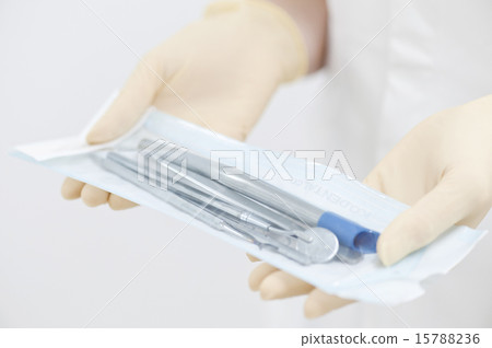 Basic set of dentist 15788236