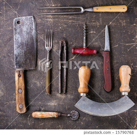 Vintage cookware 15790768