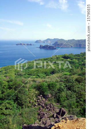 在Chichijima的Mizukishiyama天文台（氣象站）周圍的風景 15790835
