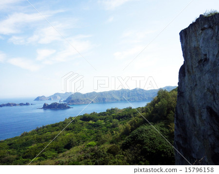 在Chichijima的Mizukishiyama天文台（氣象站）周圍的風景 15796158