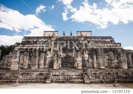Chichen Itza 15797159