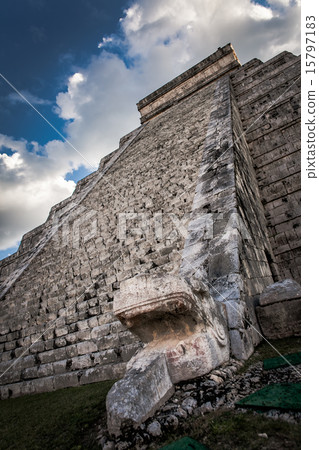 奇琴伊察 15797183