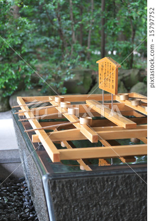 Samukawa Shinto shrine 15797752