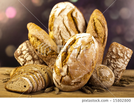 Composition with loafs of bread 15802800