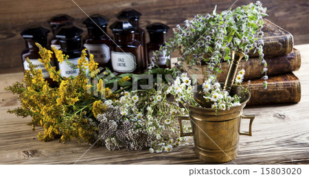 Alternative medicine, dried herbs 15803020