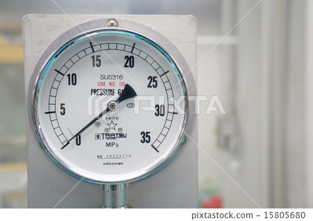 Pressure gauge 15805680