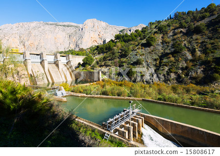 Day view of dam at Chorro river Day view of dam at Chorro river 15808617