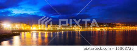 Panorama of Bay of La Concha in autumn night. Donostia Panorama of Bay of La Concha in autumn night. Donostia 15808723