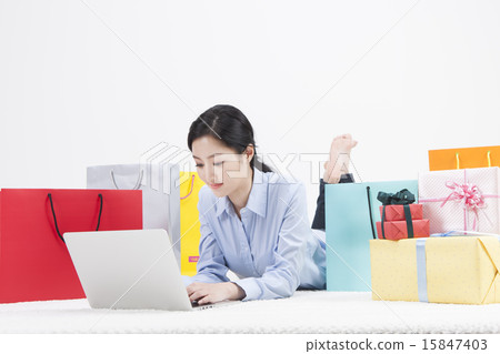 Shopping_207 Shopping_207 15847403