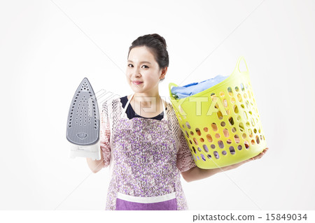 Housewife_067 15849034